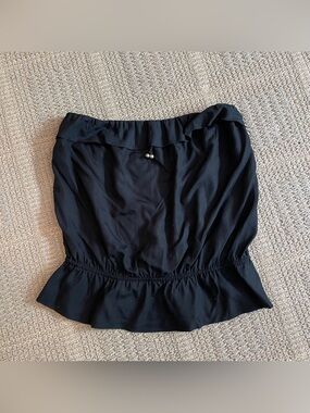 Gap Black Strapless Ruffled Hem Top size large